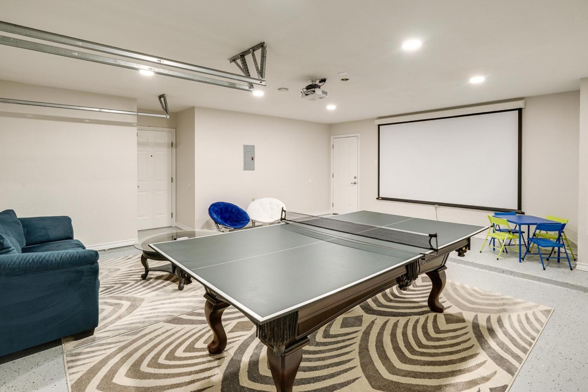Holiday home Dog-friendly Live Oak With Hot Tub And Game Room!
