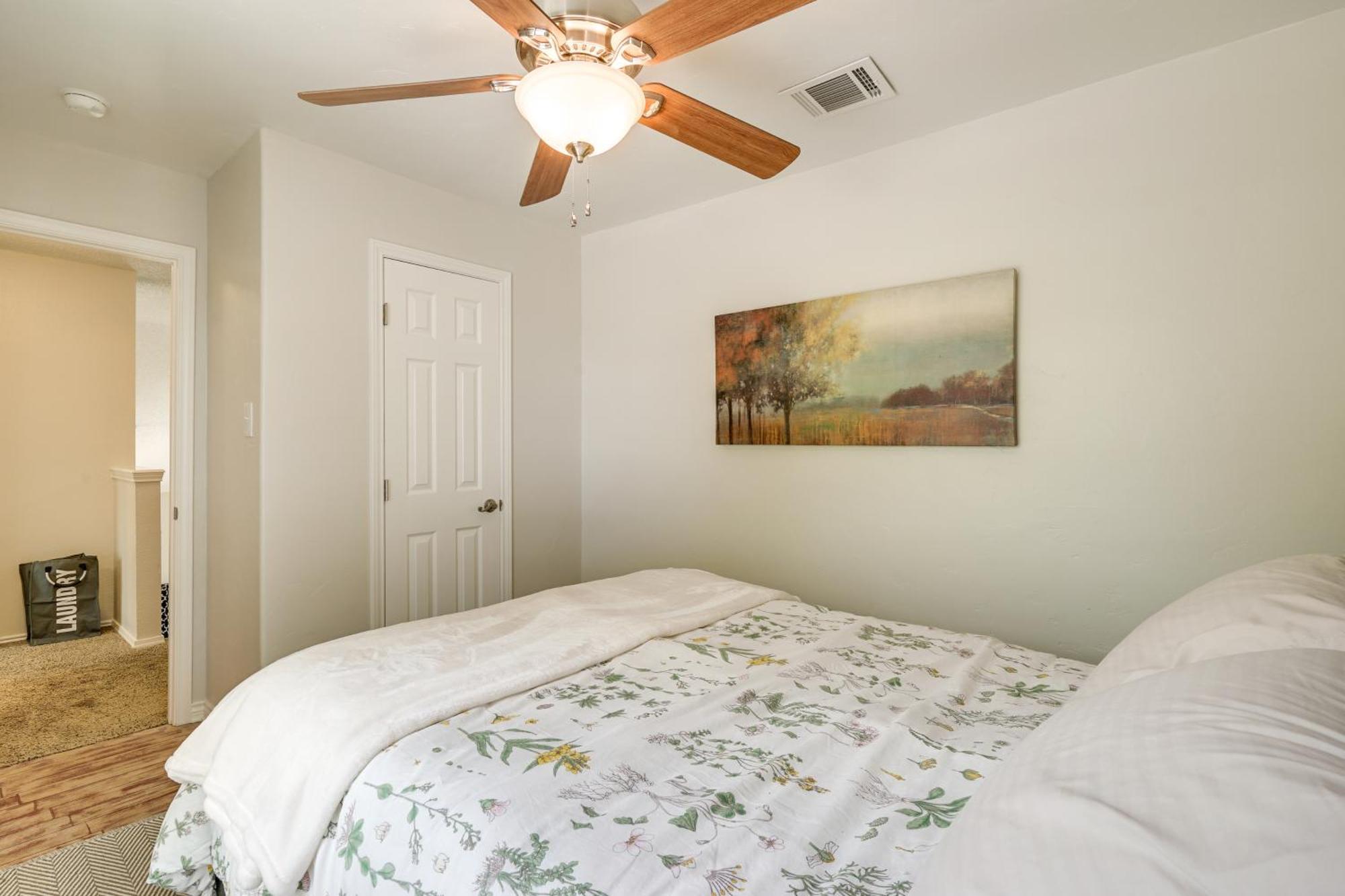 Holiday home Dog-friendly Live Oak With Hot Tub And Game Room!