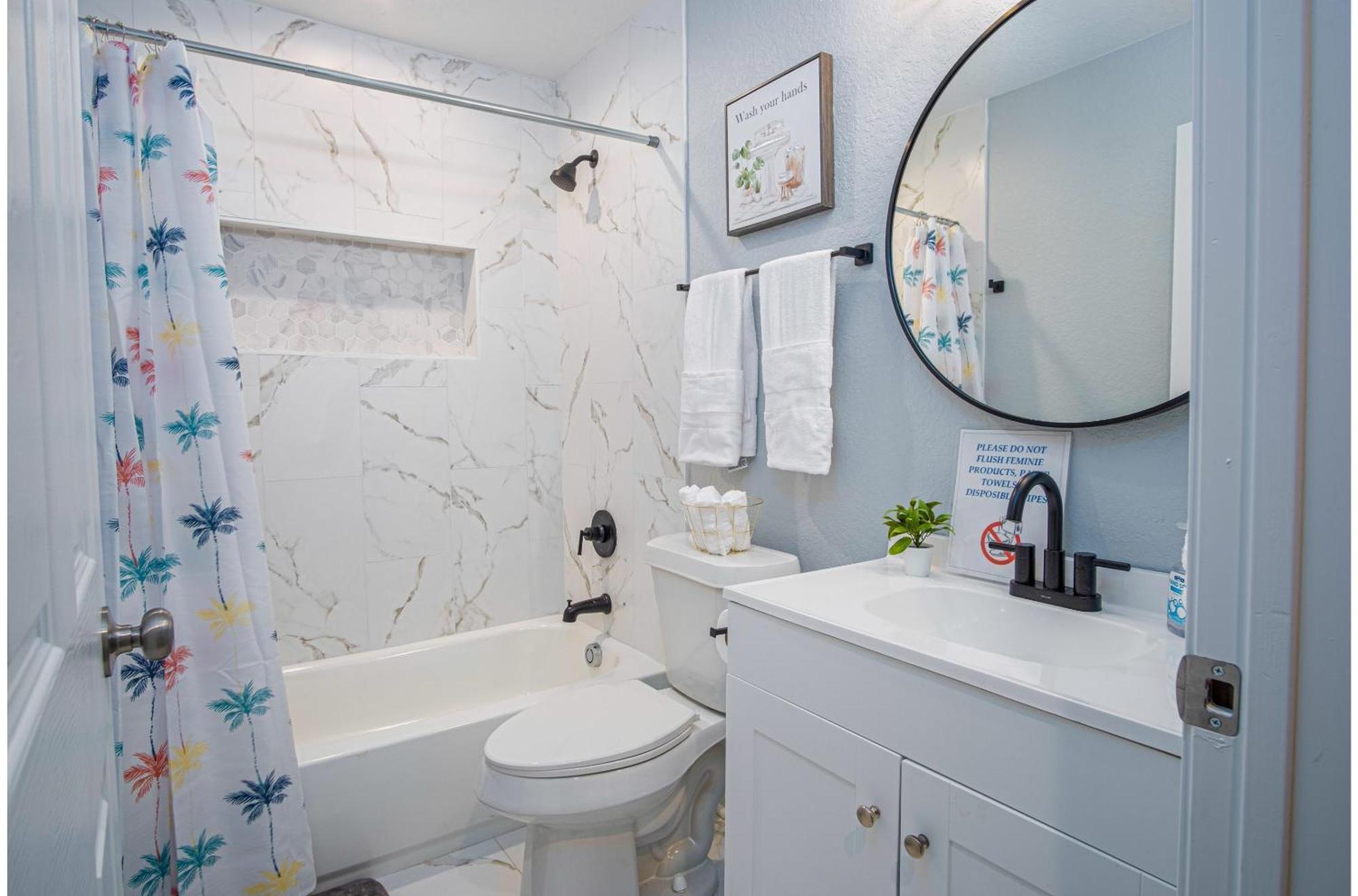 Spacious Delightful 4 Bedroom 3 Ba Close To Downtown