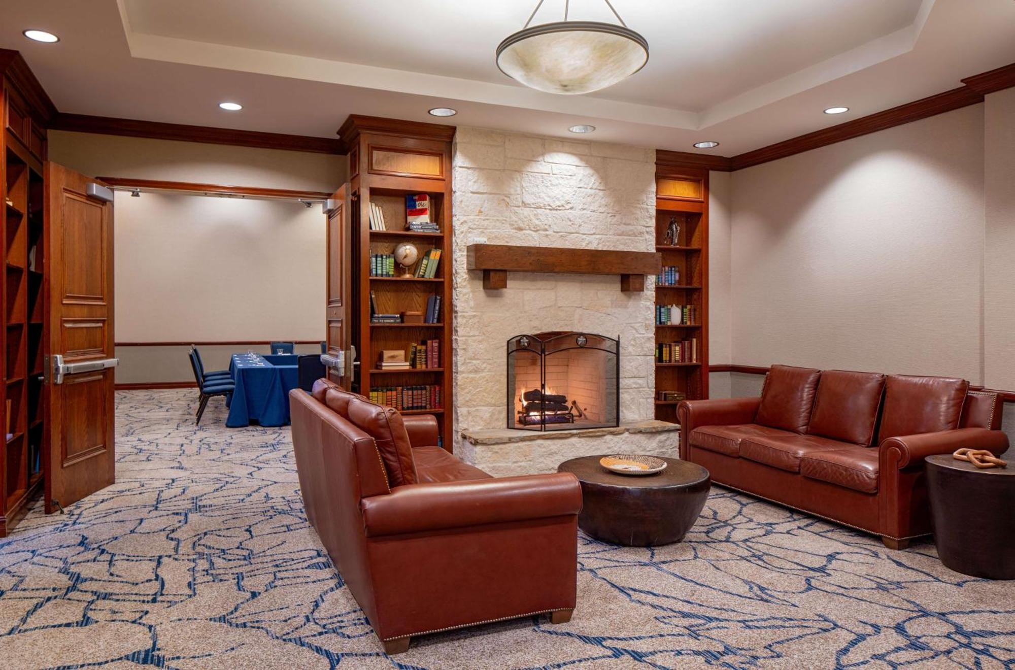 Hotel Hilton Hill Country