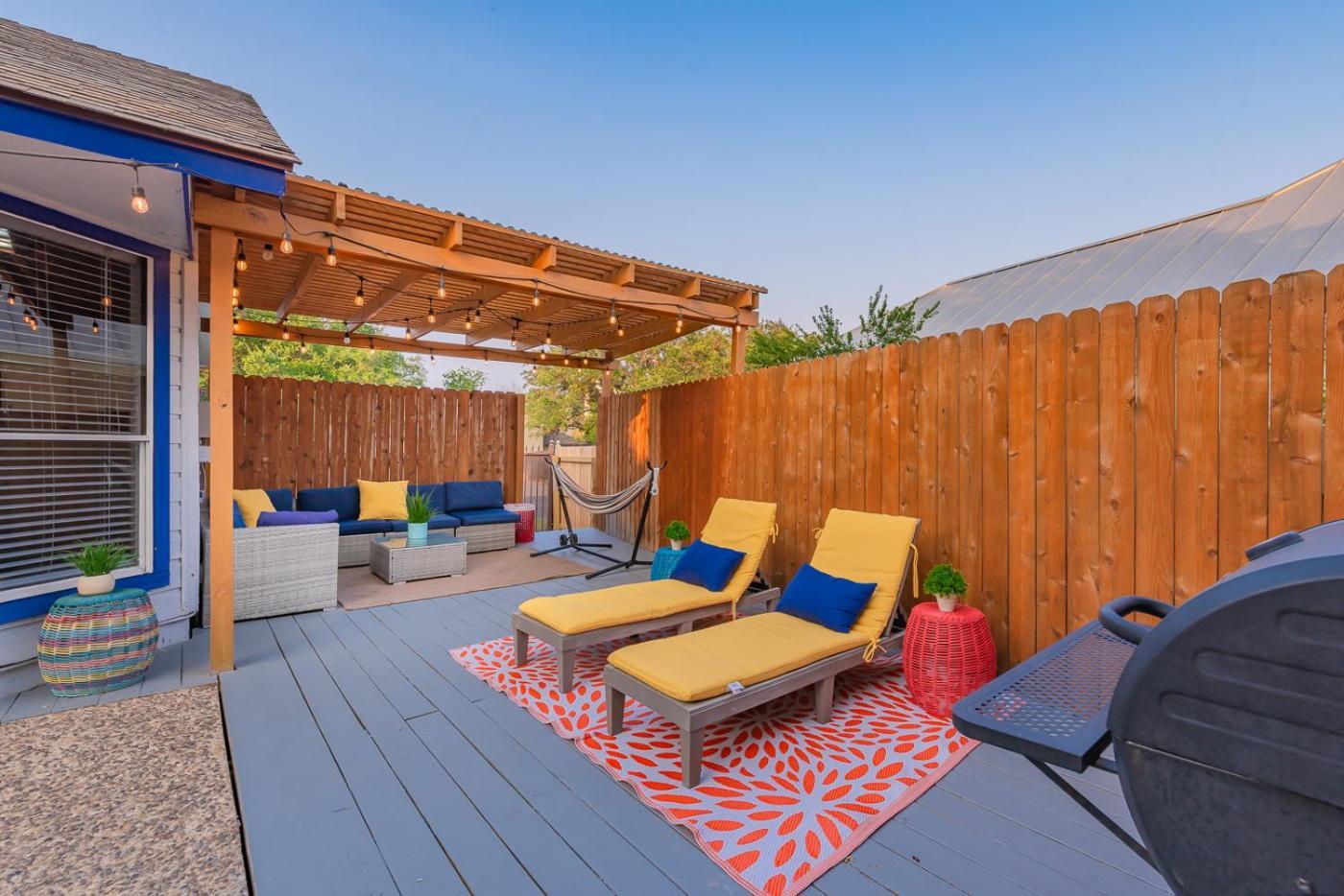 Fun 'n Sun Heated Pool & Gameroom By Fiesta Texas *