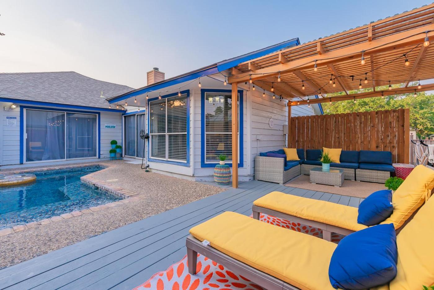 Fun 'n Sun Heated Pool & Gameroom By Fiesta Texas Holiday home
