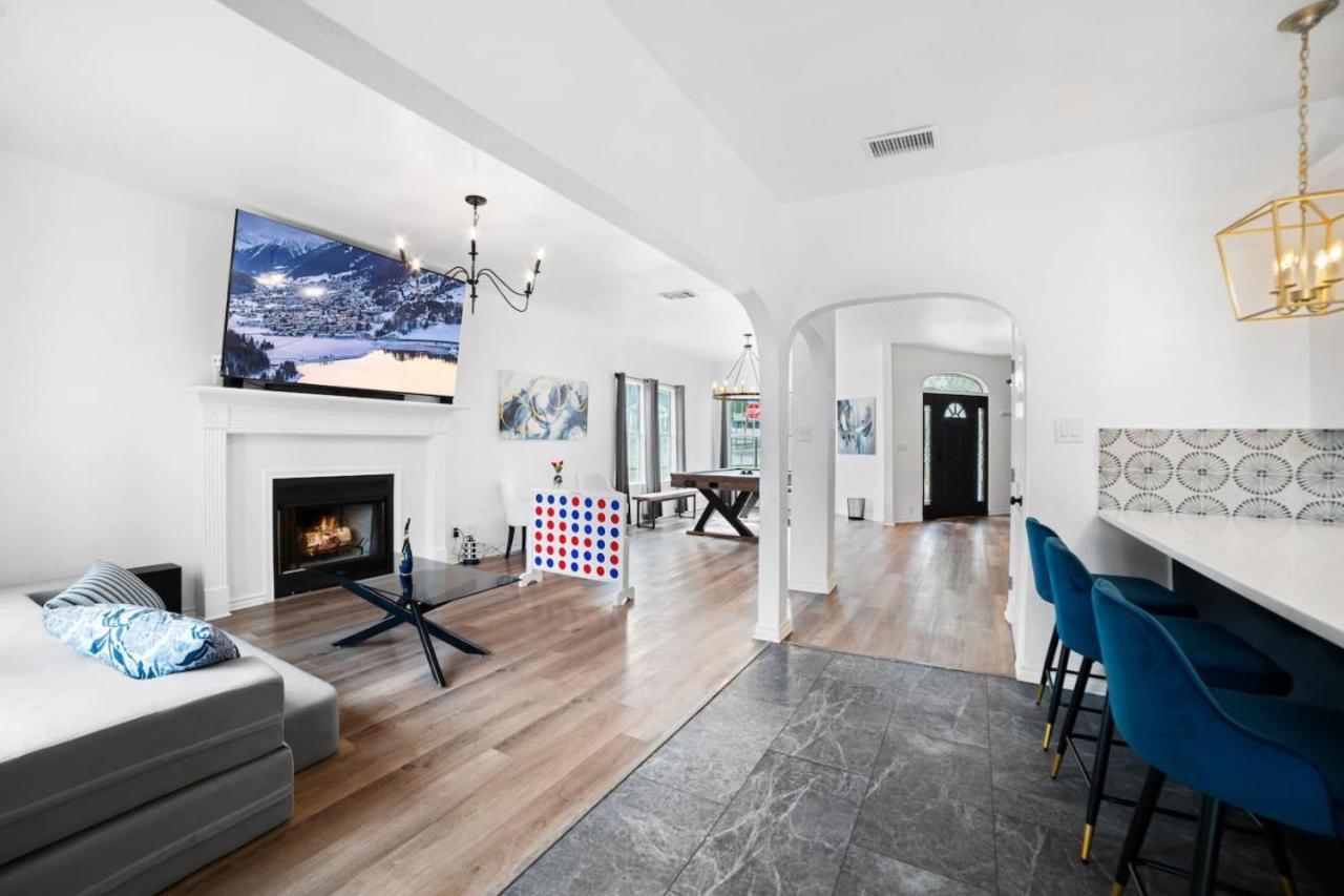 Modern 5 Bedroom With Pool And Games San Antonio