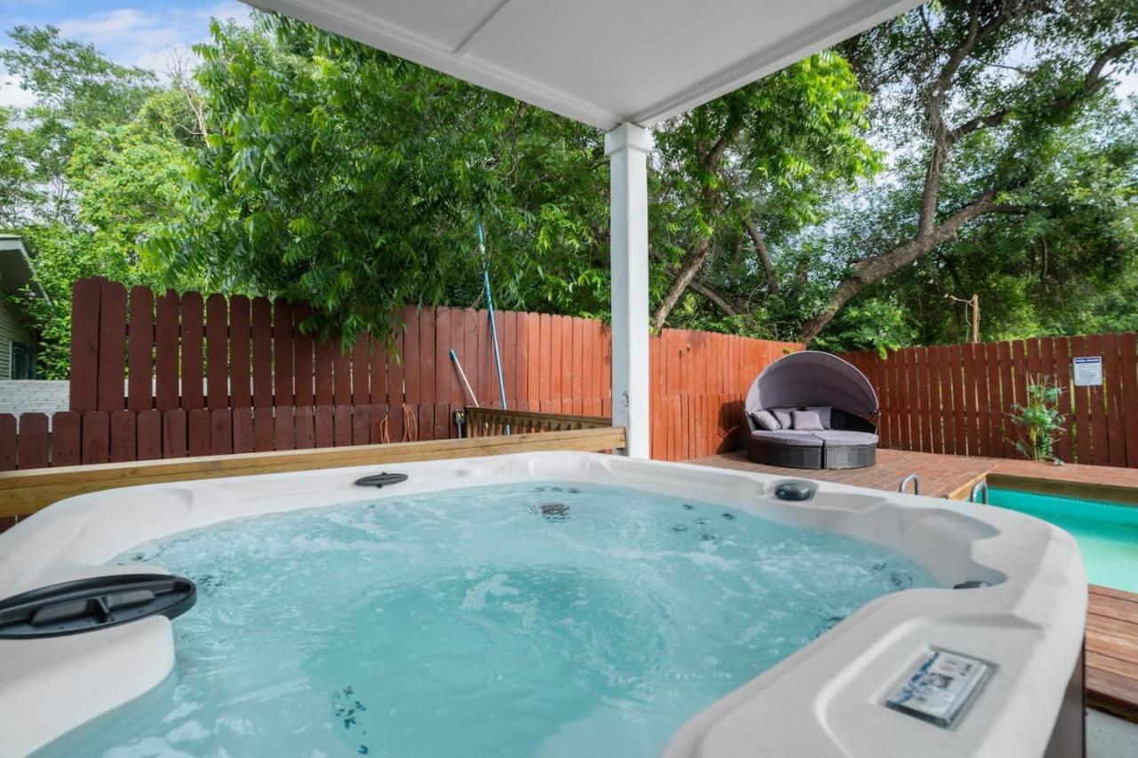 Modern 5 Bedroom With Pool And Games *