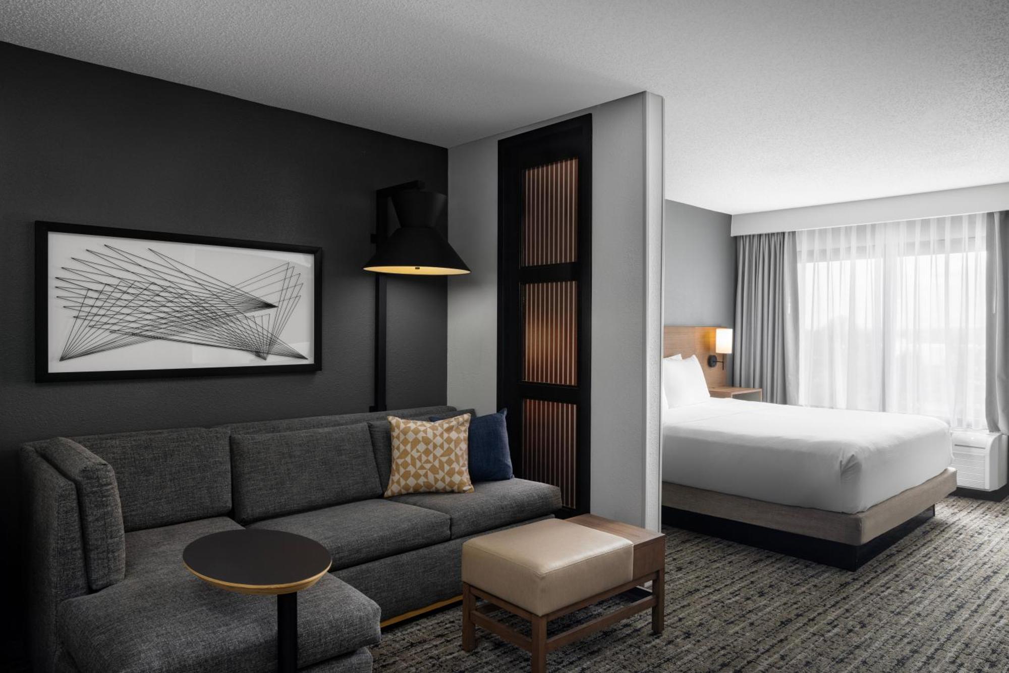 Hyatt Place Riverwalk 3* San Antonio