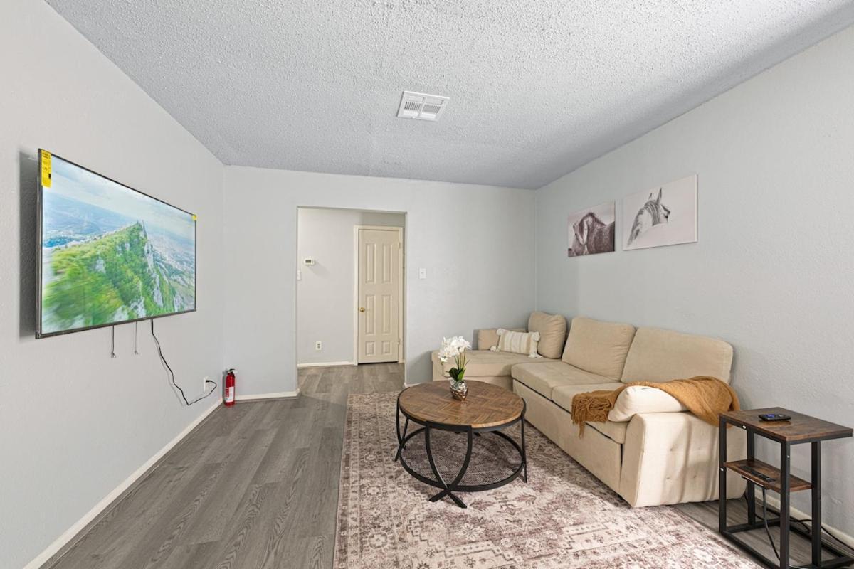 311 Cozy Alamo Near Downtown *