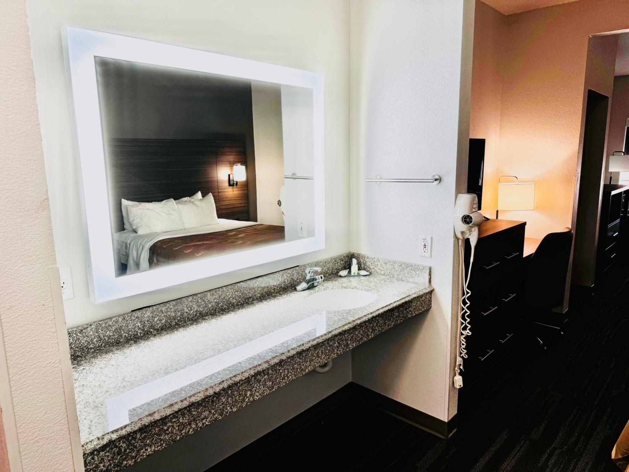Hotel Quality Near Seaworld - Lackland San Antonio
