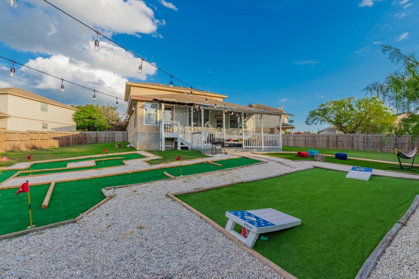 Luxury 6br Home, Game By Lackland & Seaworld Holiday home