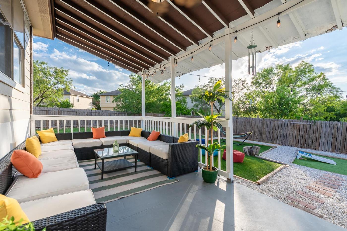 Luxury 6br Home, Game By Lackland & Seaworld * San Antonio