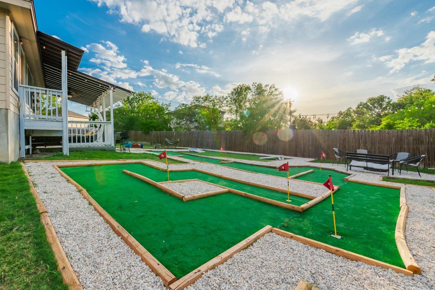 Luxury 6br Home, Game By Lackland & Seaworld Holiday home *