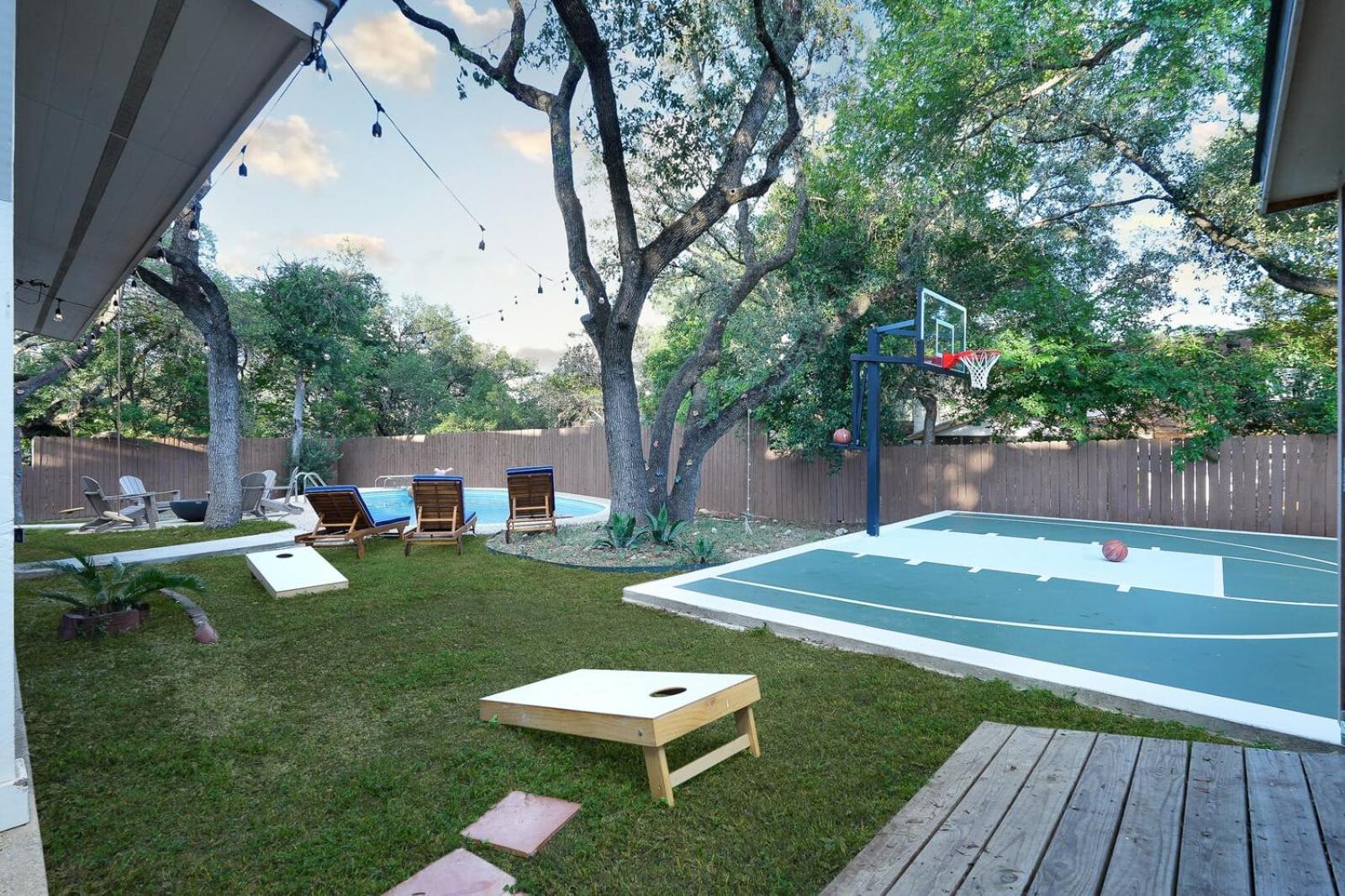 Holiday home Sportscourt & Pool Indoor Slide~games~ Family Fun San Antonio