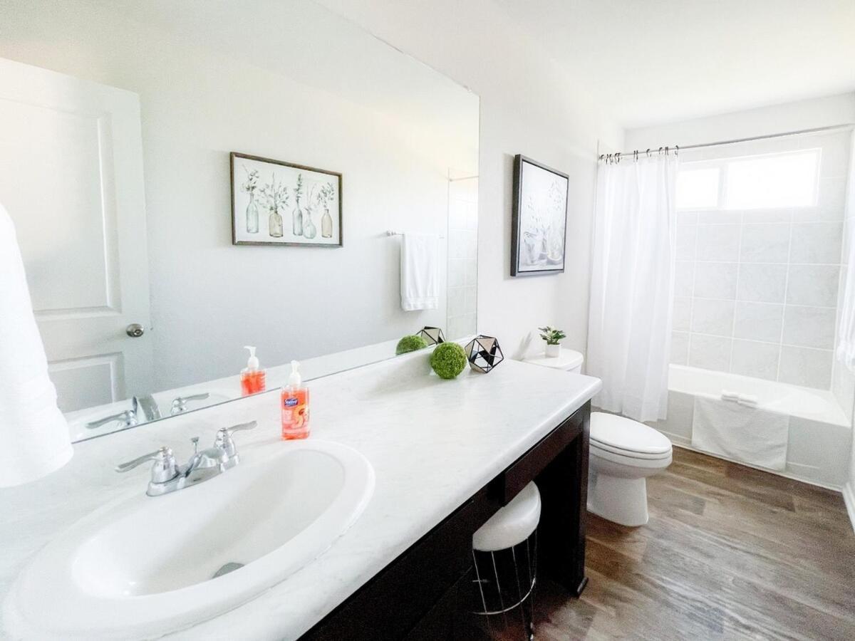 Stylish Family Near Lackland Pool * San Antonio