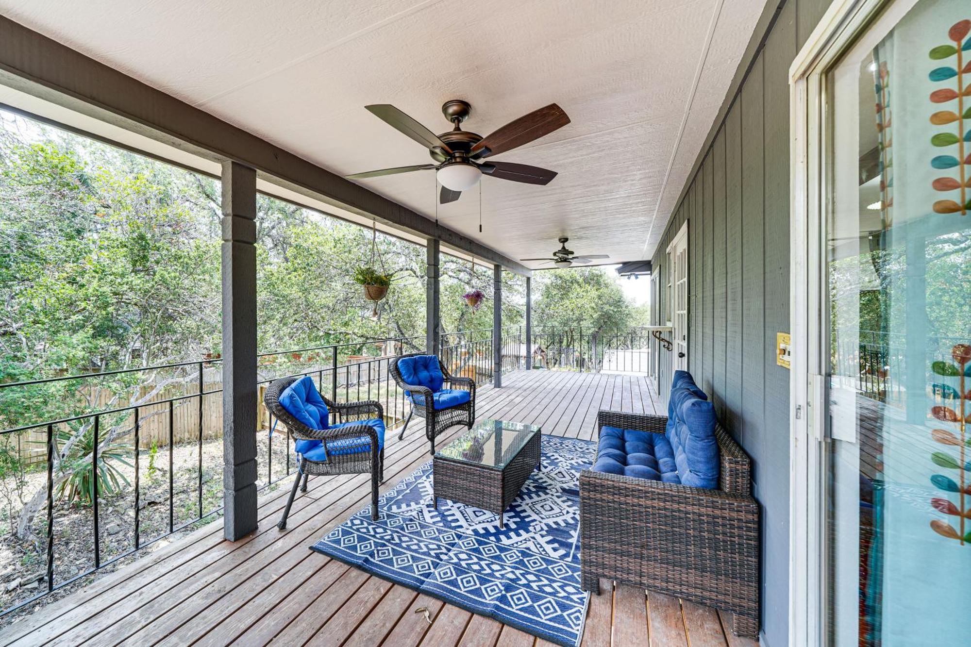 Unique And Stylish With Deck!