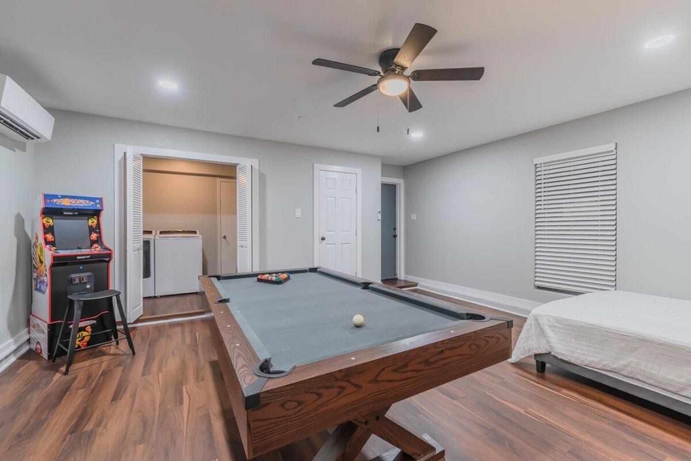 Stunning Deck, Hot-tub View To & Golf Course Holiday home San Antonio