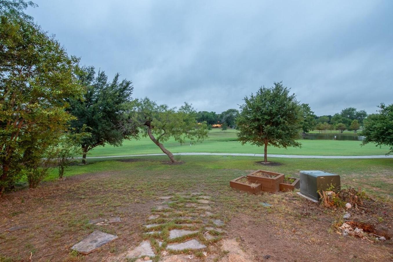 Holiday home Stunning Deck, Hot-tub View To & Golf Course *