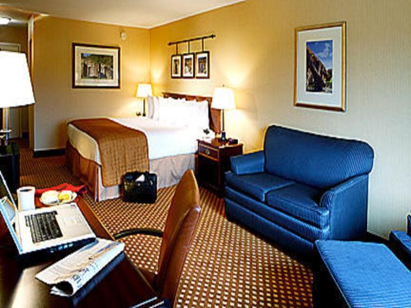 San Antonio-downtown/market Square, An Ihg 3*