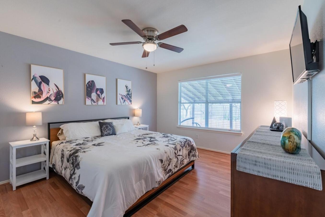 Luxury 6br Home, Game By Lackland & Seaworld *