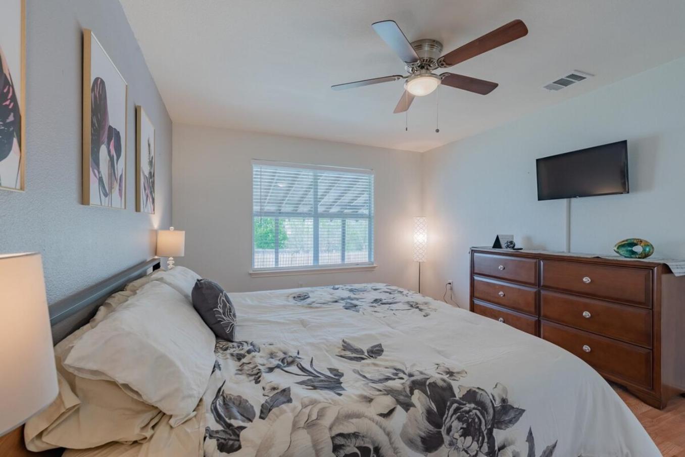 Luxury 6br Home, Game By Lackland & Seaworld San Antonio