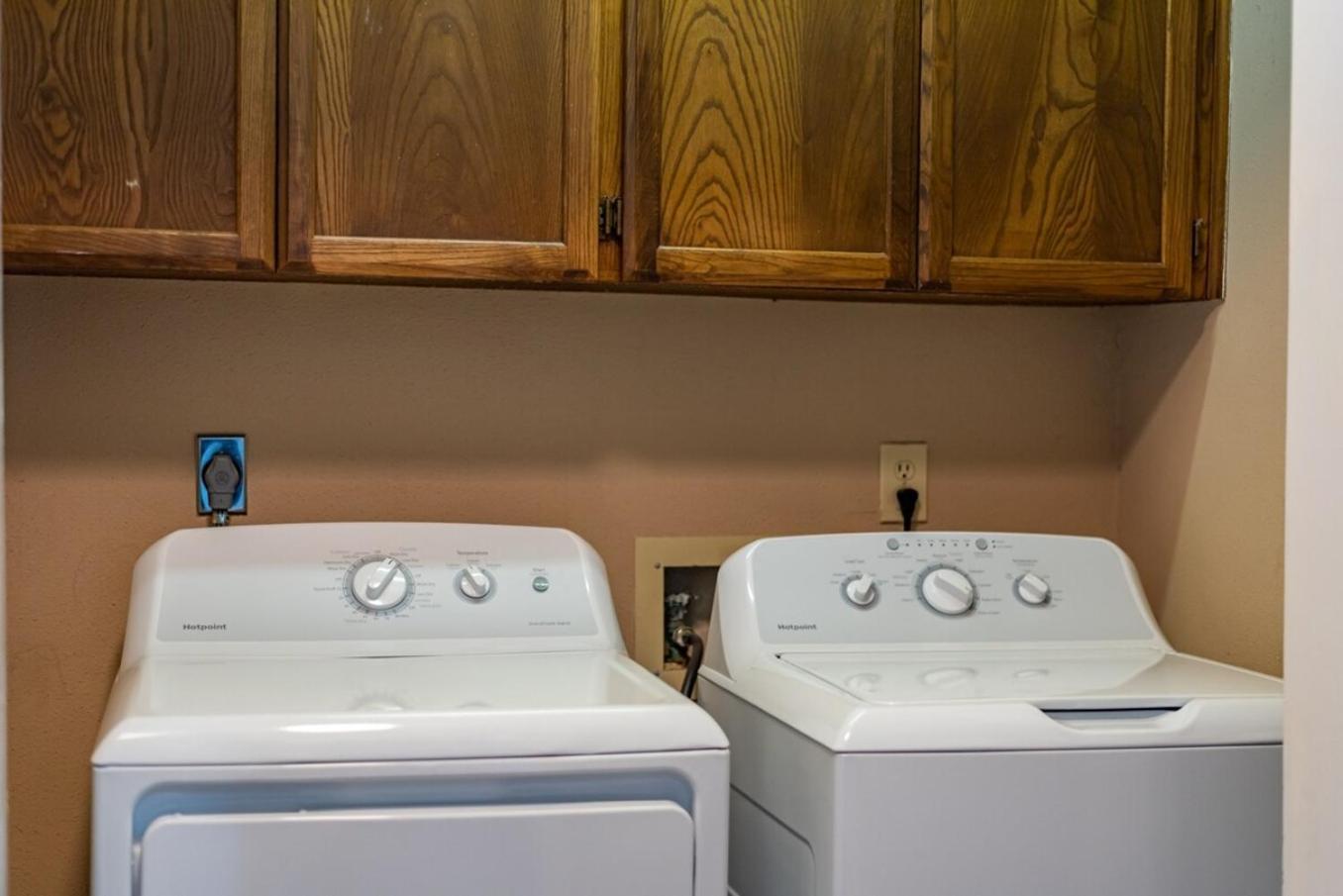 Fun 'n Sun Heated Pool & Gameroom By Fiesta Texas Holiday home *