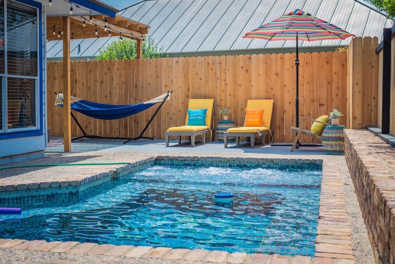 Fun 'n Sun Heated Pool & Gameroom By Fiesta Texas *