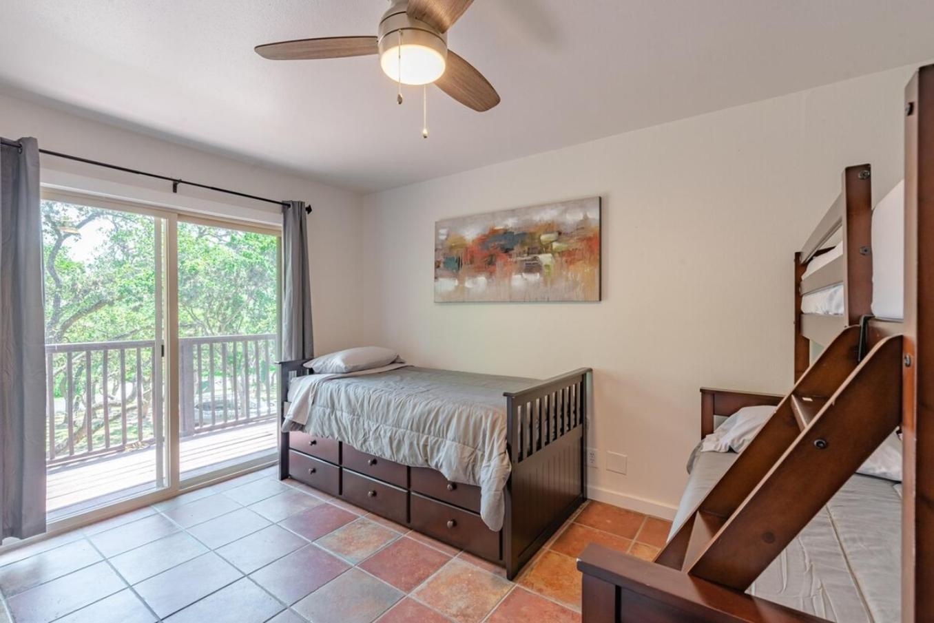 Luxury House By Fiesta Texas & Seaworld With Pool Holiday home *