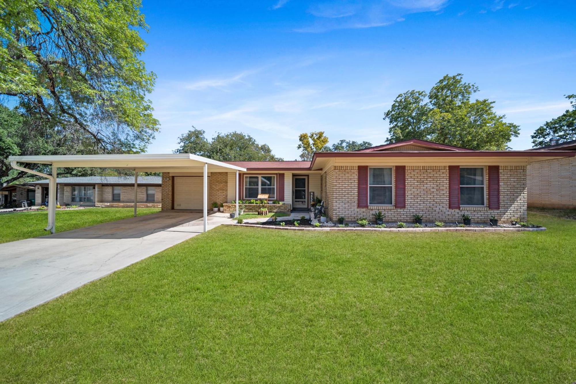 Family And Pet Friendly Stay - 15 Min To Downtown Six Flags Seaworld Very Close To Hospitals Holiday home *