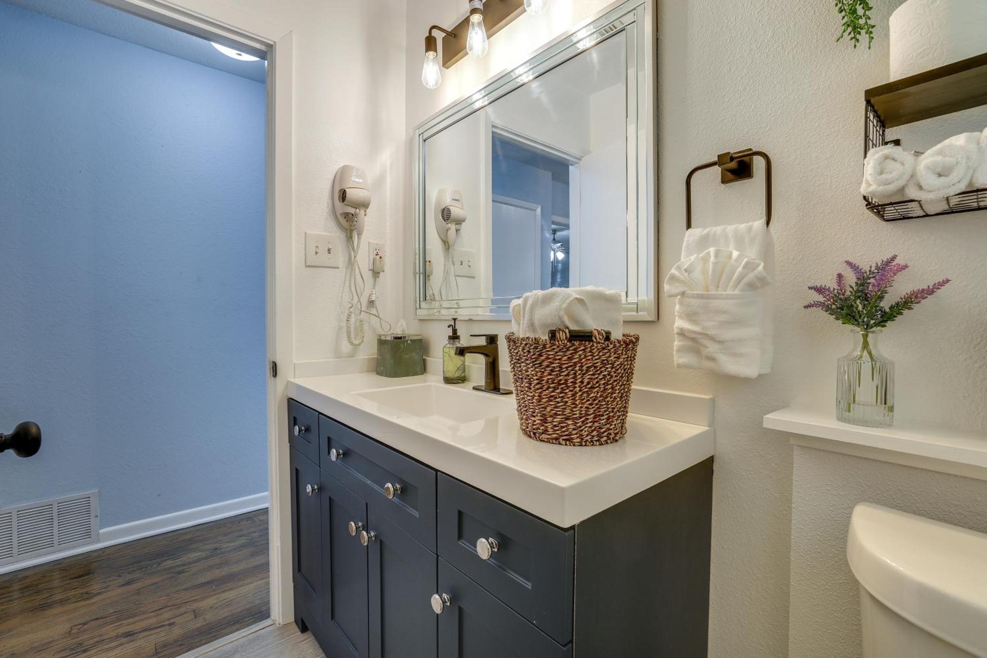 Holiday home Family And Pet Friendly Stay - 15 Min To Downtown Six Flags Seaworld Very Close To Hospitals San Antonio