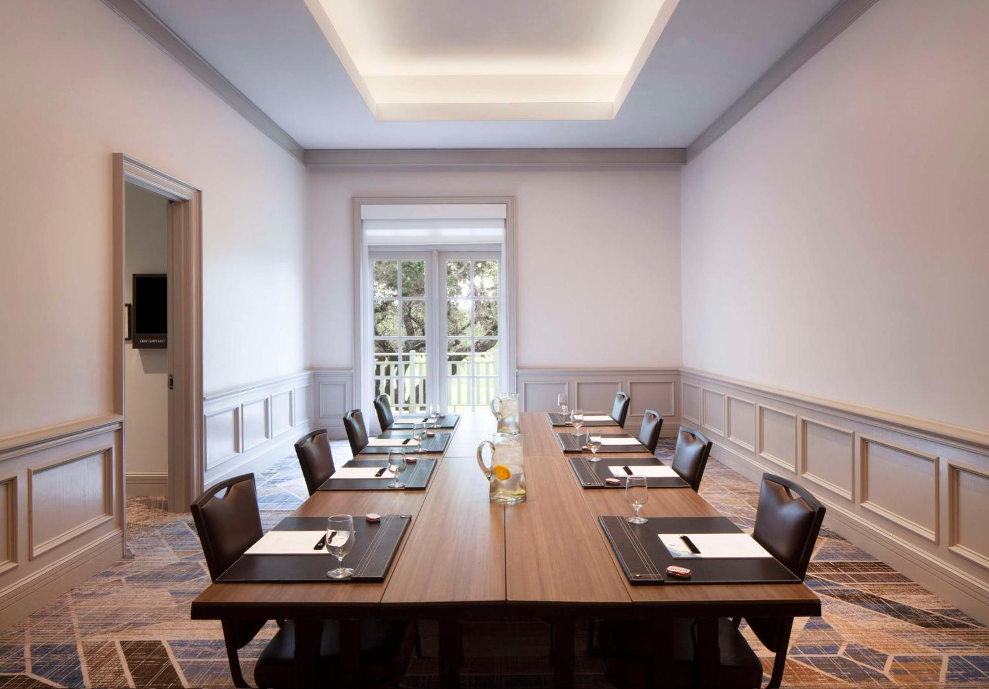 Hyatt Regency Hill Country &