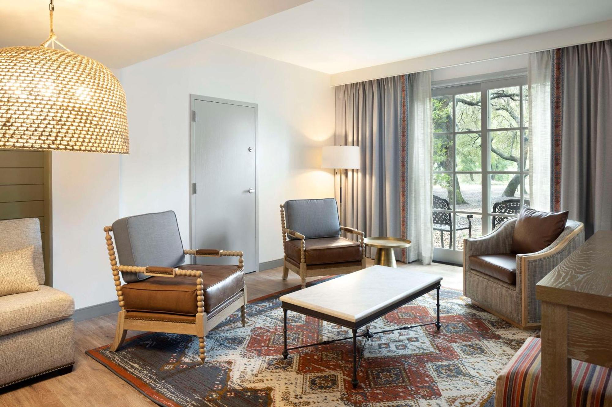Hyatt Regency Hill Country & Hotel 4*