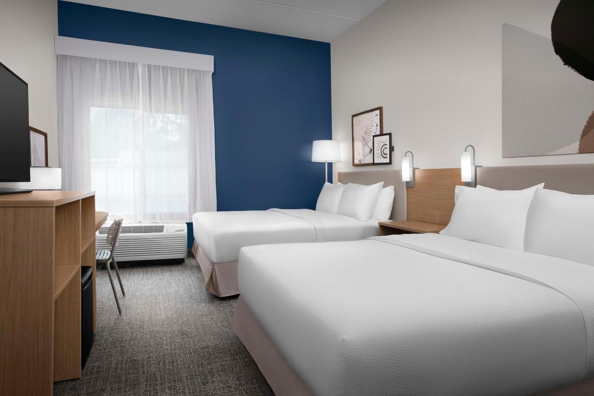 Spark By Hilton Airport Hotel