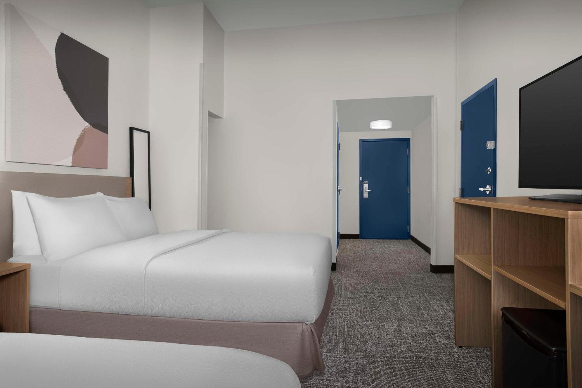 Spark By Hilton Airport Hotel 3*