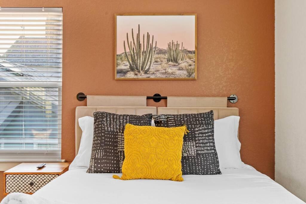 Pool - Theater King Bed & 7 Minutes To Riverwalk *
