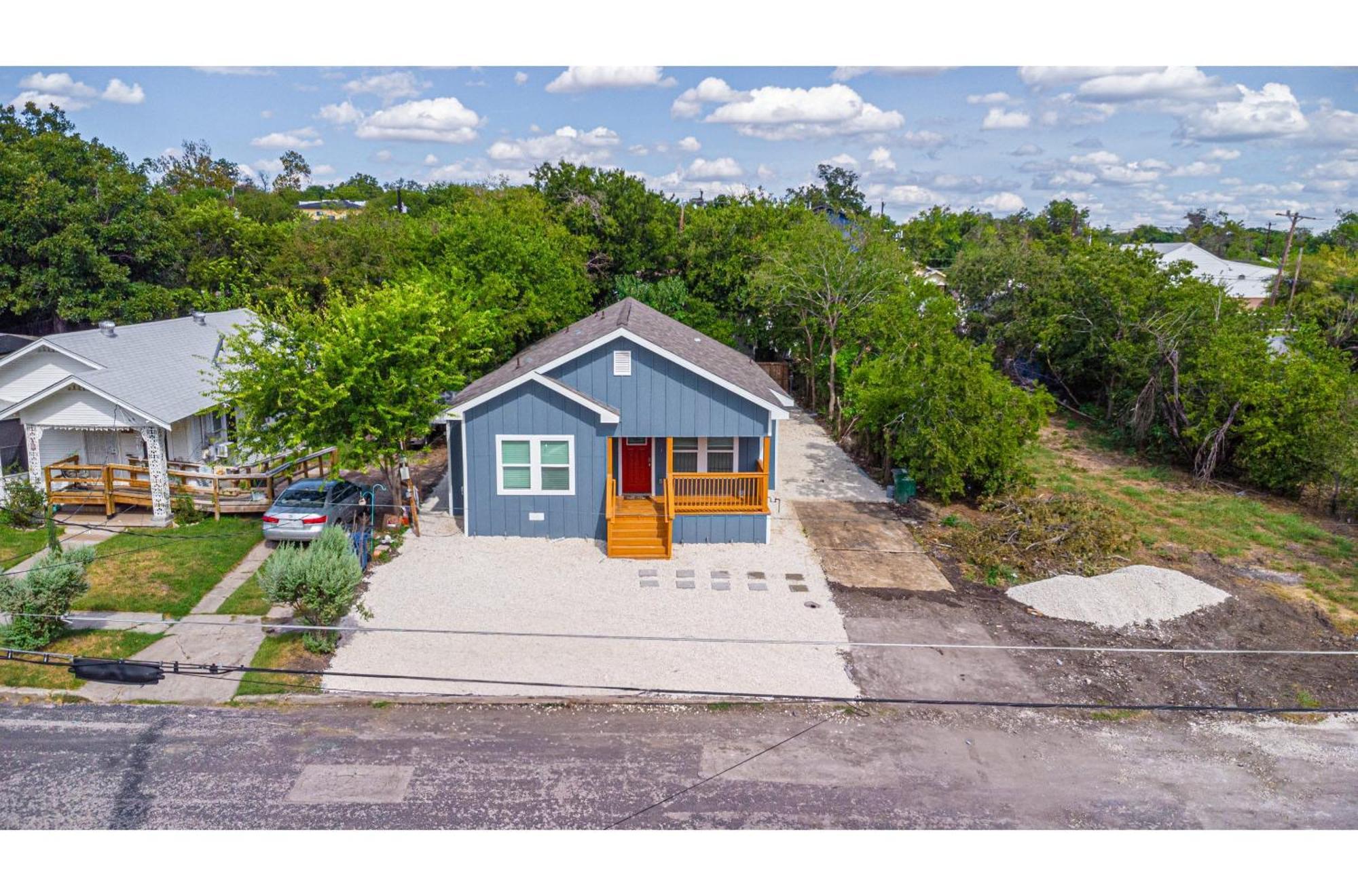 Comfortable 4br2.5ba Family Near Riverwalk