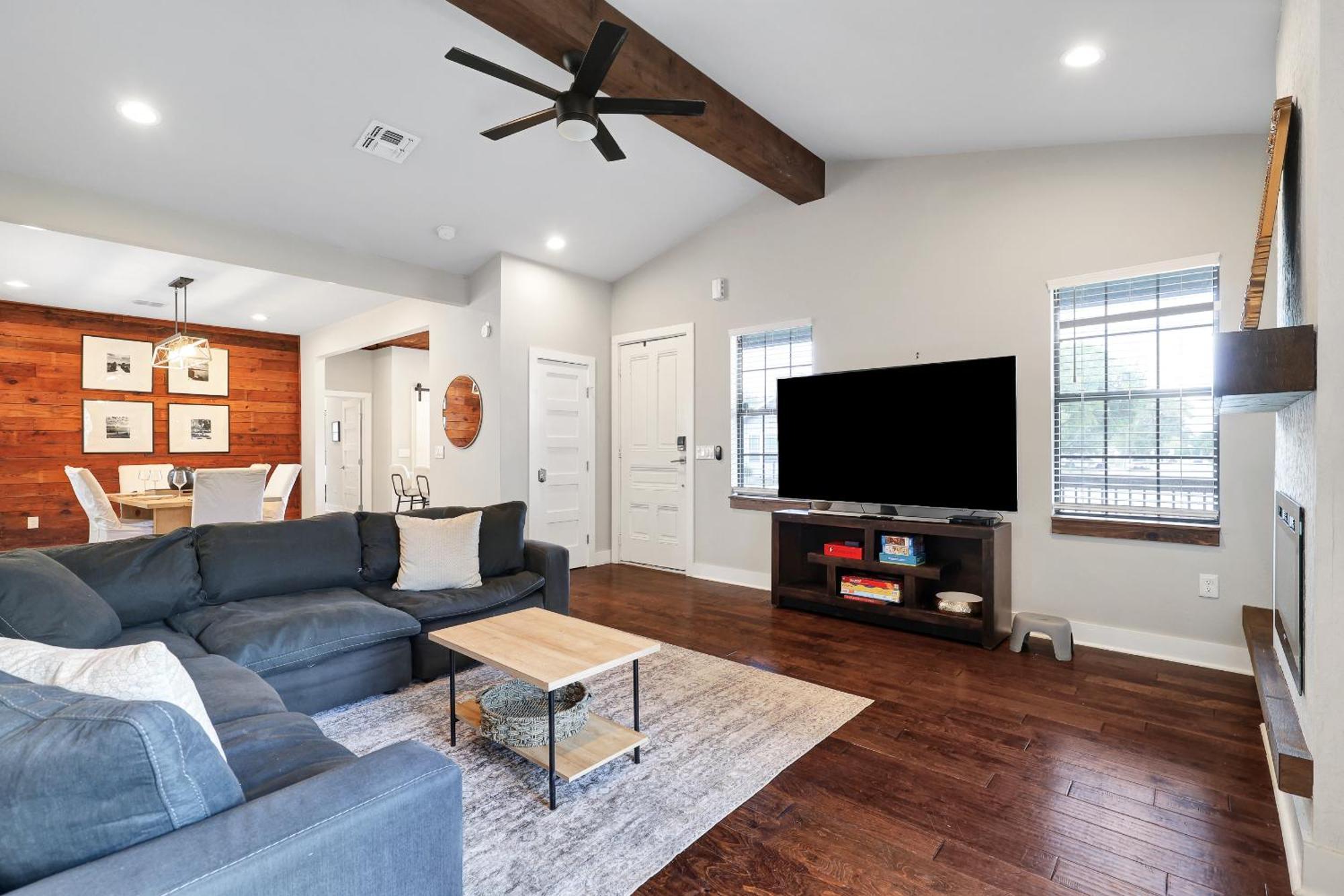 Getaway Nr Dt River Walk Bbq Yard Pet Games Holiday home San Antonio