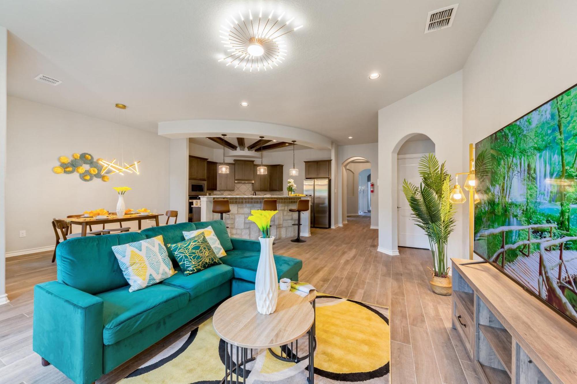 4722 Modern Comforts In San Antonio
