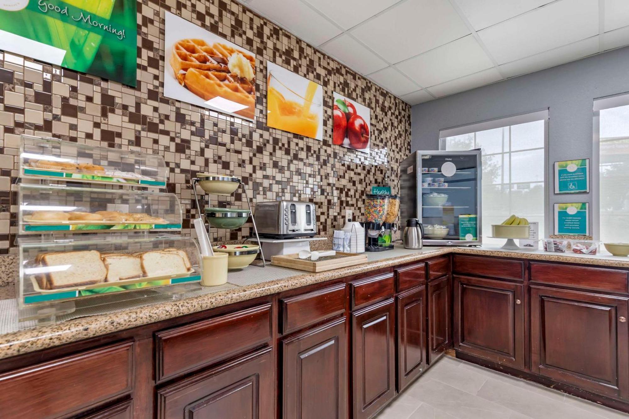Quality Near Seaworld - Lackland