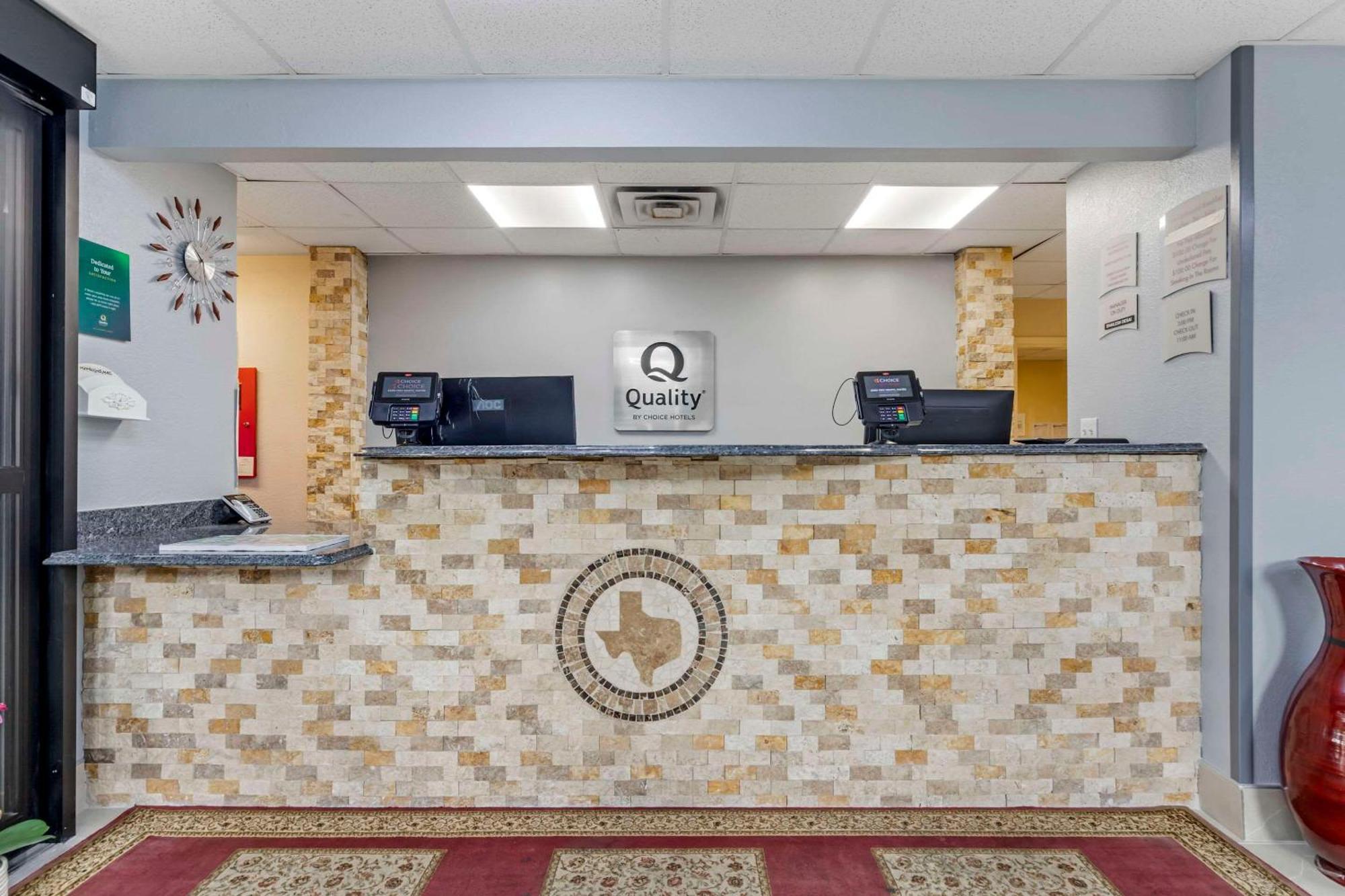 Quality Near Seaworld - Lackland