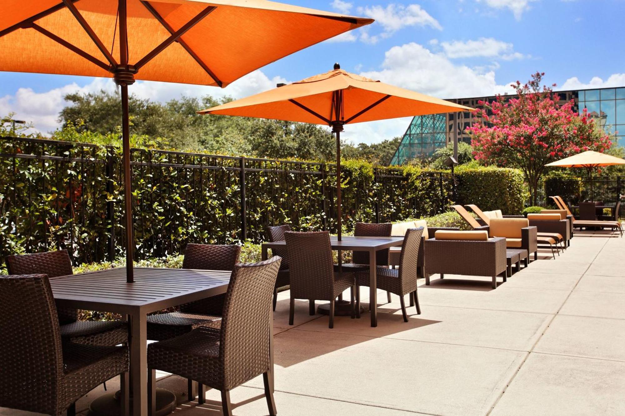 Courtyard By Marriott Airport/north Star Mall Hotel San Antonio