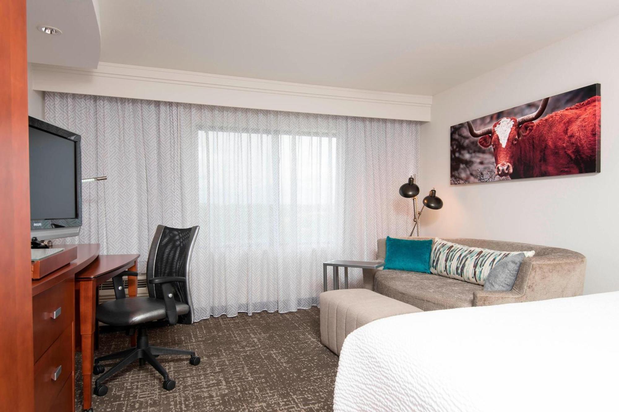 Hotel Courtyard By Marriott North Stone Oak At Legacy 3*