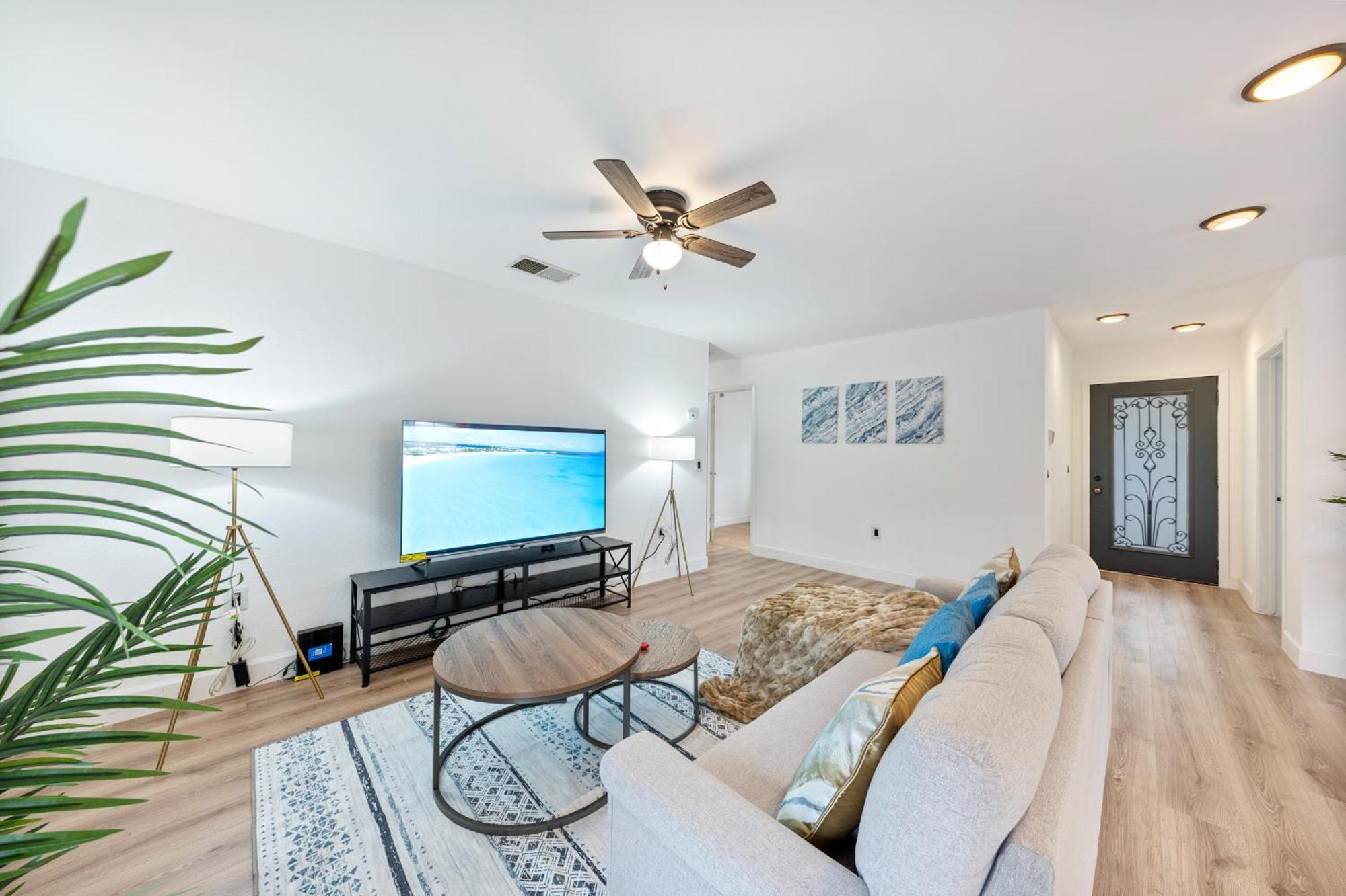 16414 Charming 4-bedroom In Desirable Holiday home San Antonio
