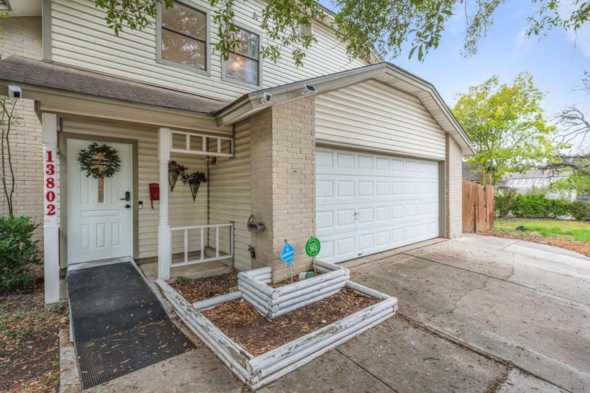 Holiday home 13802 M2 6br Saia Morgan's Randolph Afb San Antonio