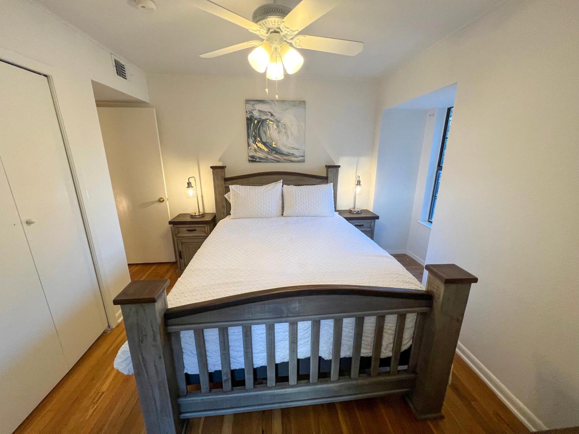 Holiday home Artsy Bohemian - 2 Min To Airport -thegoodplace#2 San Antonio