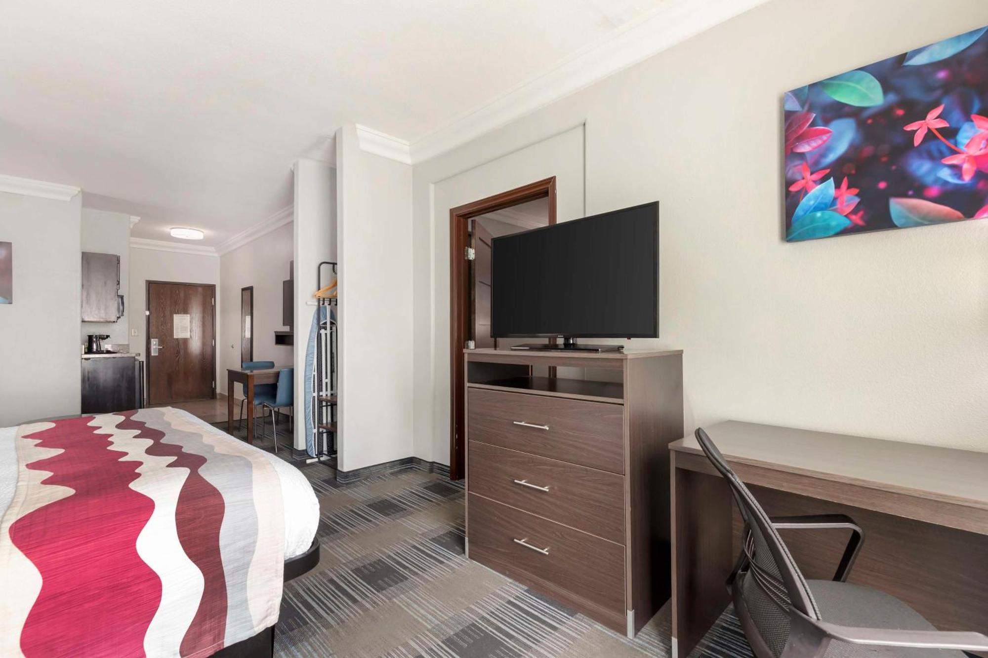 Hotel Western Medical Center North & Near Six Flags