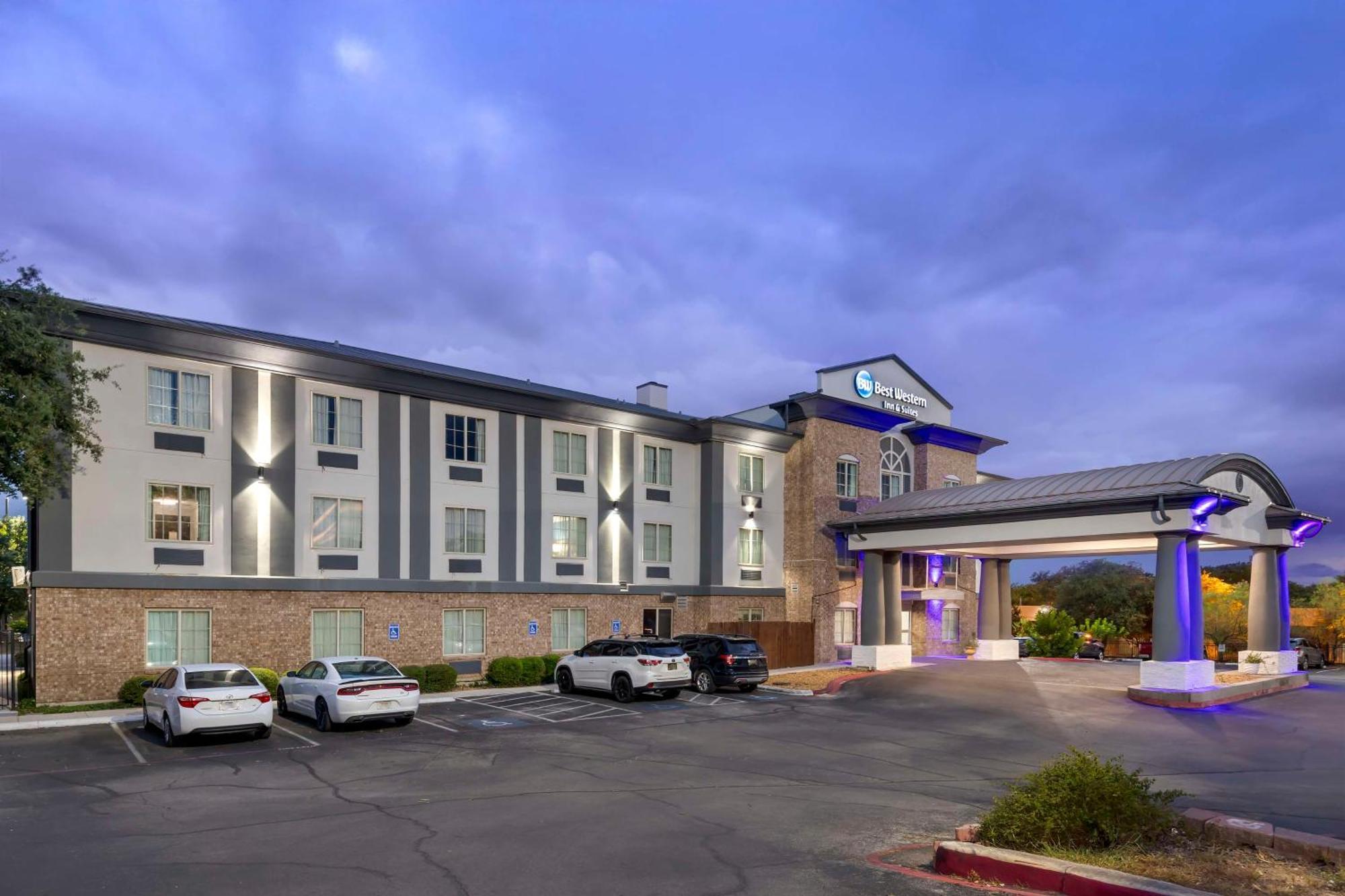 Hotel Western Medical Center North & Near Six Flags