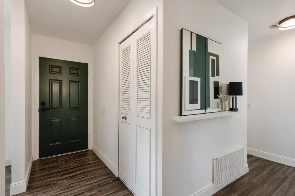 Cozy Retreat Near Downtown Sa