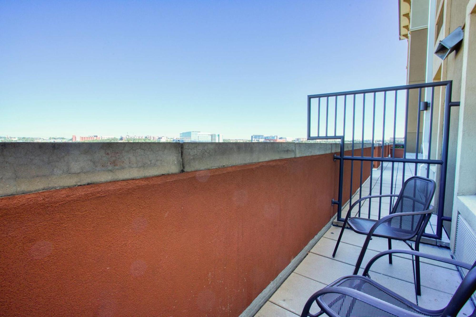 Hotel Drury & Near La Cantera 3*