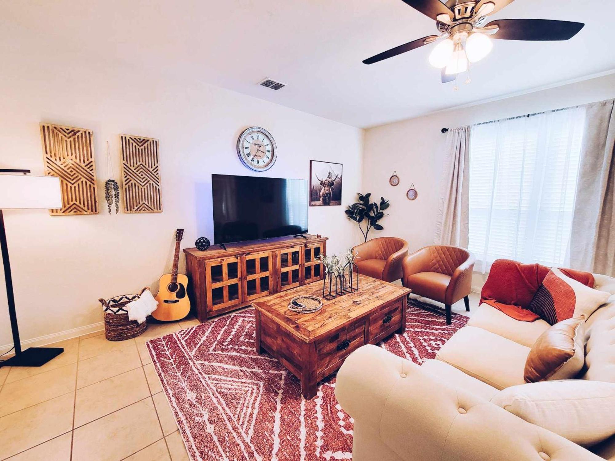 Holiday home Luxury - Total 5 Beds With 2 King Beds, Near Seaworld, Six Flags And Attractions