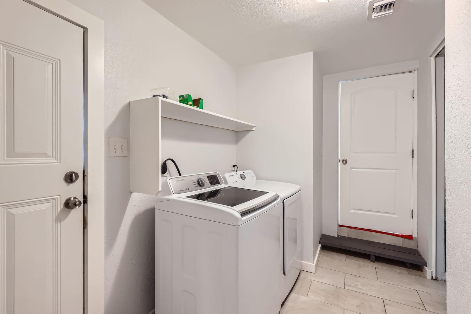 New 5 Bdrm W/pool Mins To Pearl/riverwalk/quarry Market - Sleep 12