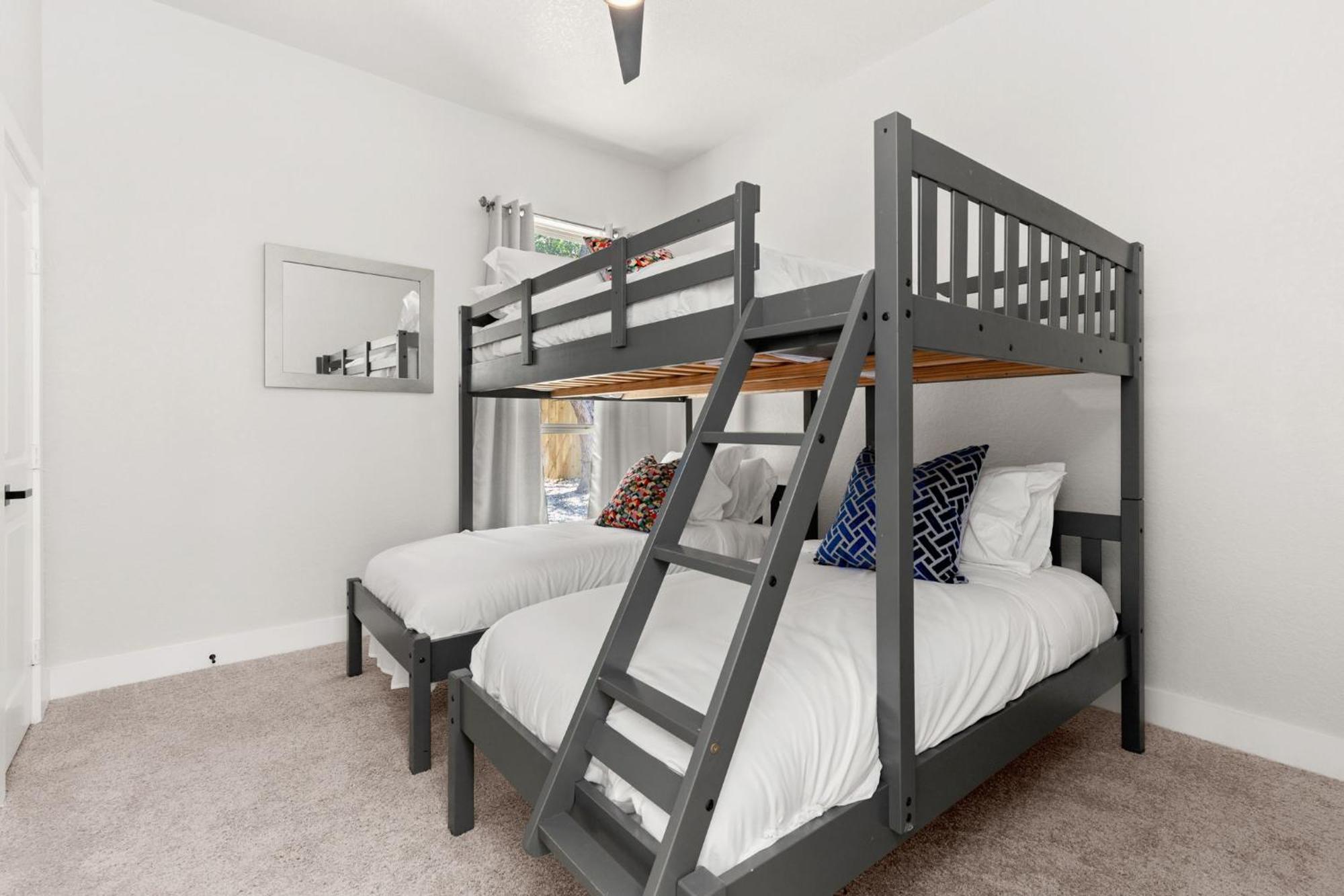 Modern Nr Dt, River Walk, Alamo Wifi Games Holiday home *