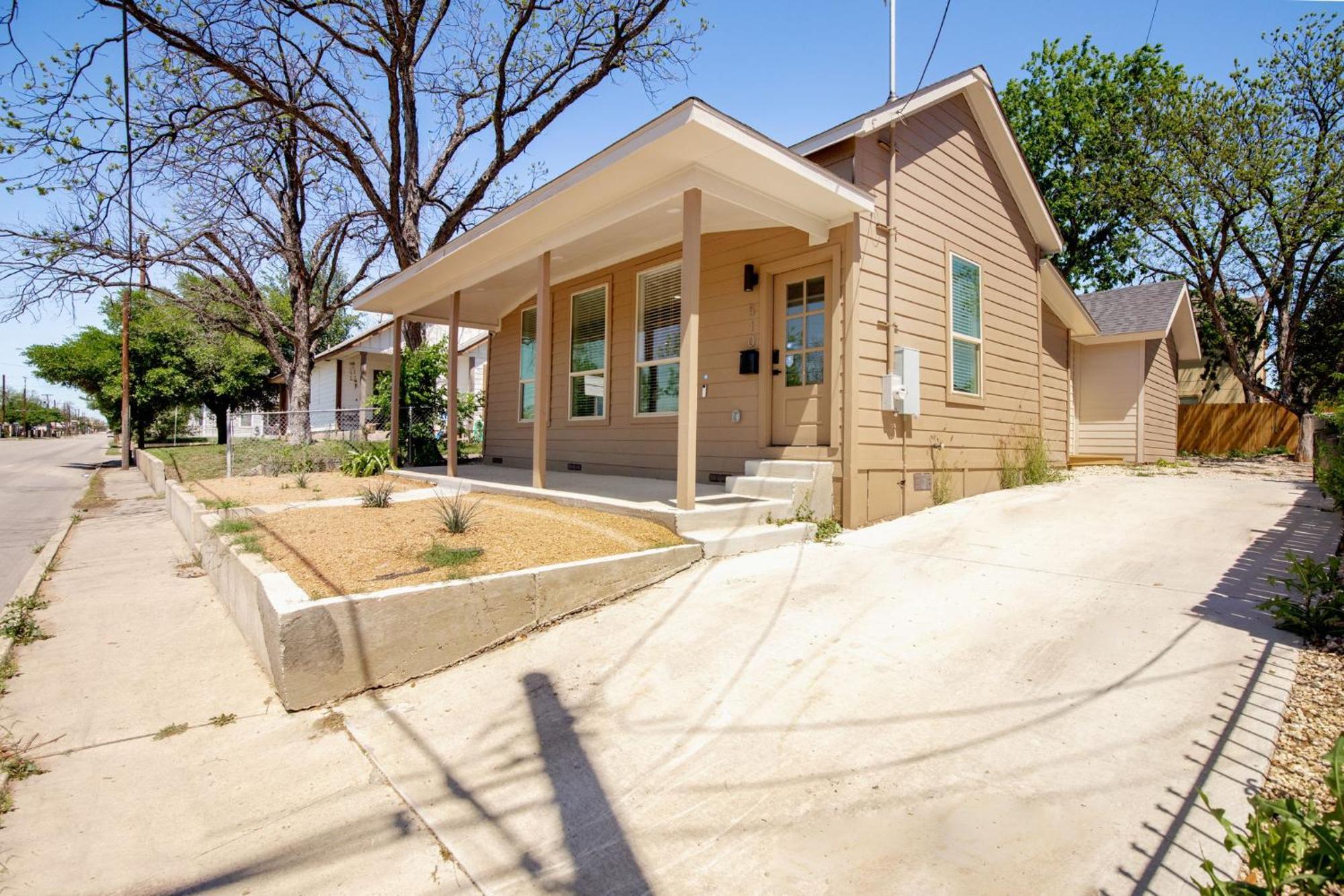 Modern Nr Dt, River Walk, Alamo Wifi Games Holiday home *